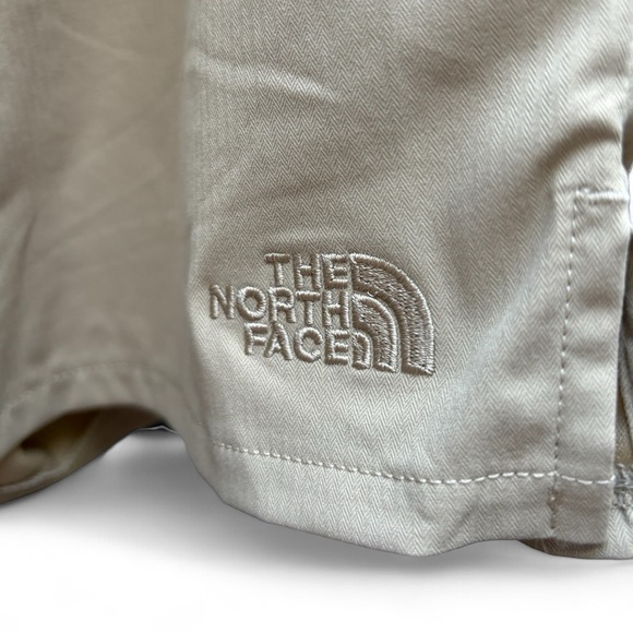 NWT THE NORTH FACE Aphrodite Motion 4in Womens Shorts Gravel Sz XS - Picture 6 of 8